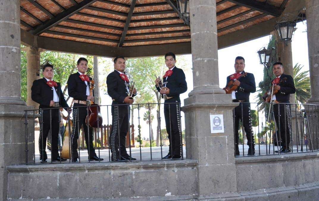 Mariachis en zona Cuautitlán Izcalli