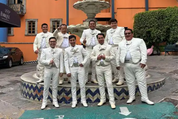 Mariachis en Coyoacán CDMX